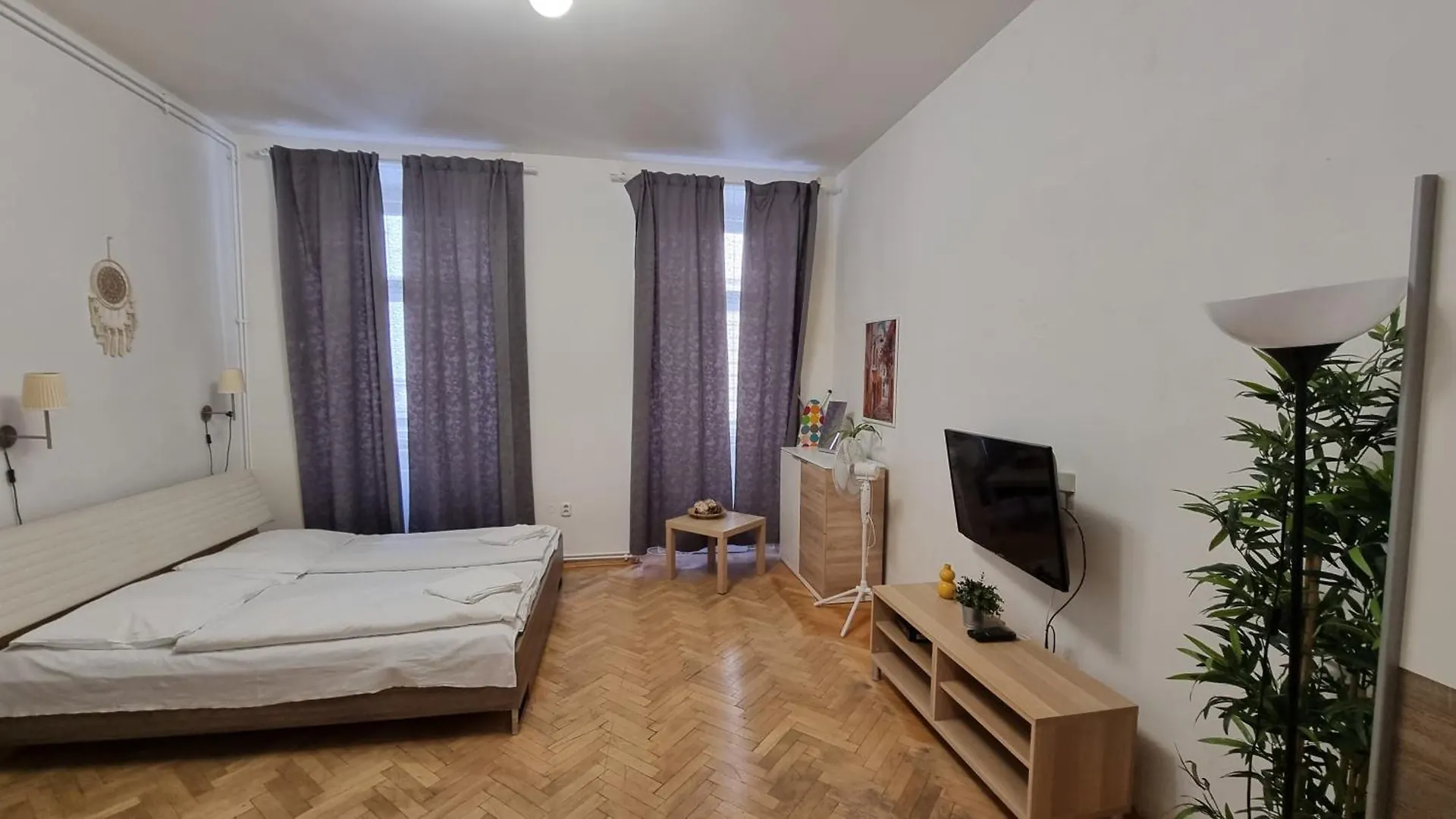 Apartment Krakovska 20 Prag Tjeckien