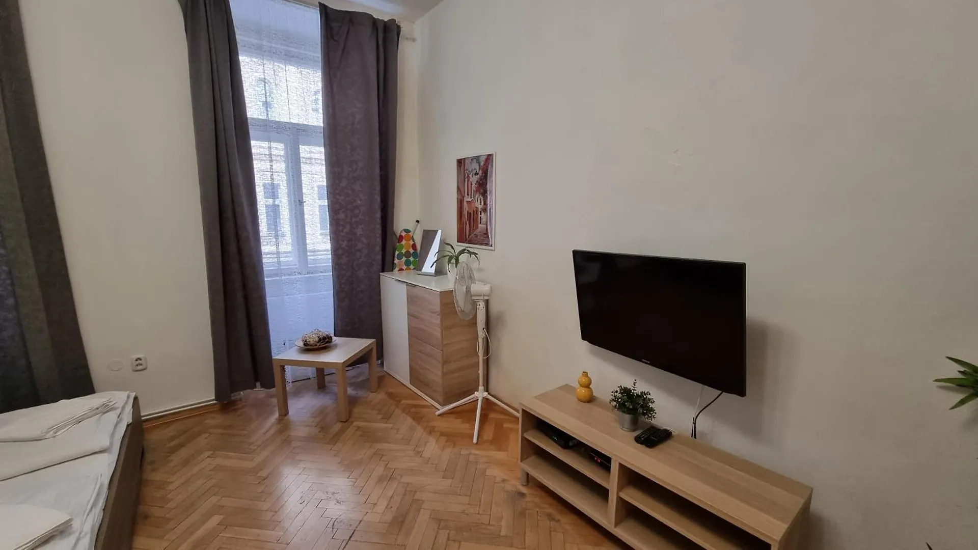 Apartment Krakovska 20 Prag 0*,  Tjeckien